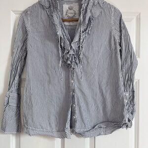 Cino Size M Ruffled Blue Toile Cotton Button-Up V-Neck Blouse